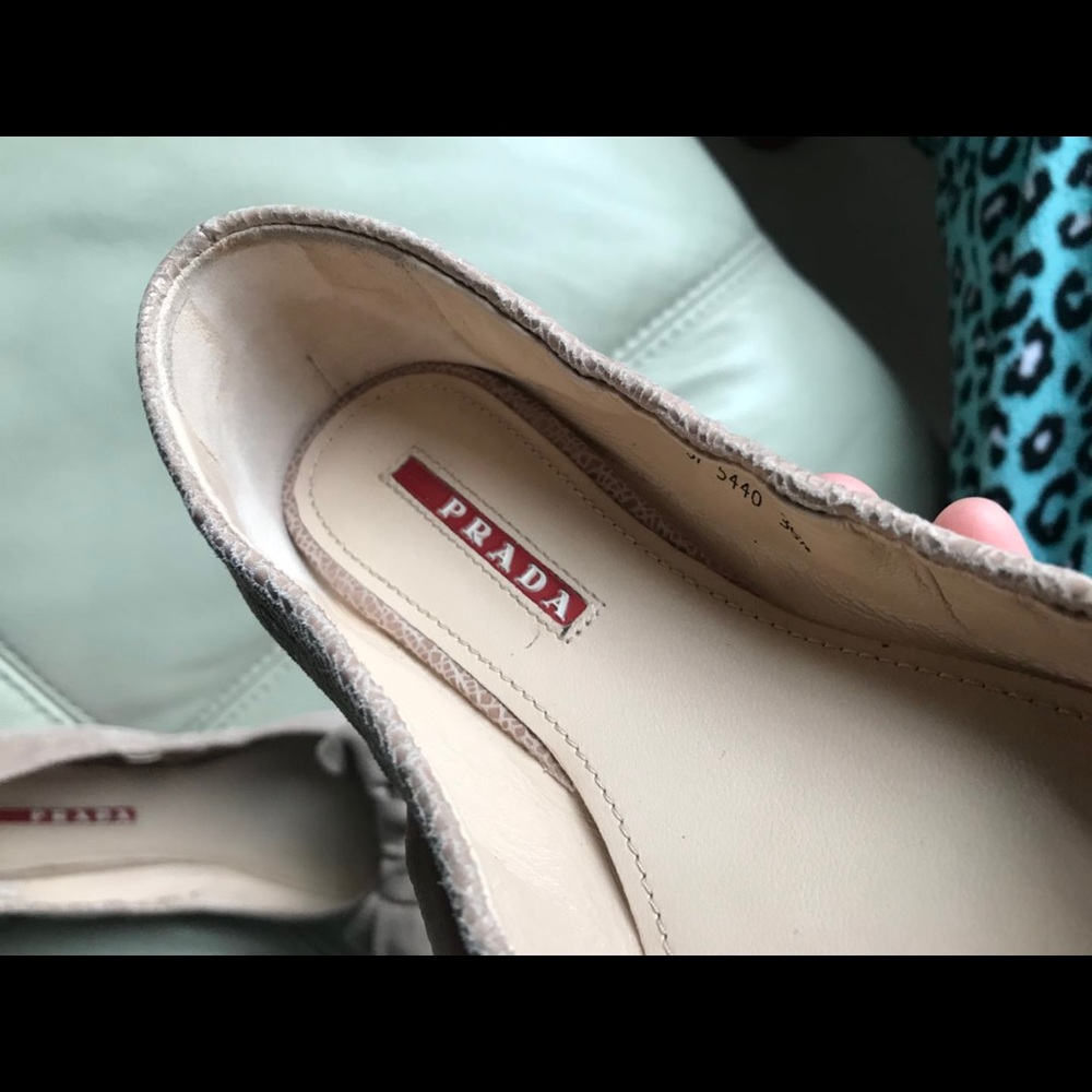 Authentic Prada flat - Picture 6 of 8
